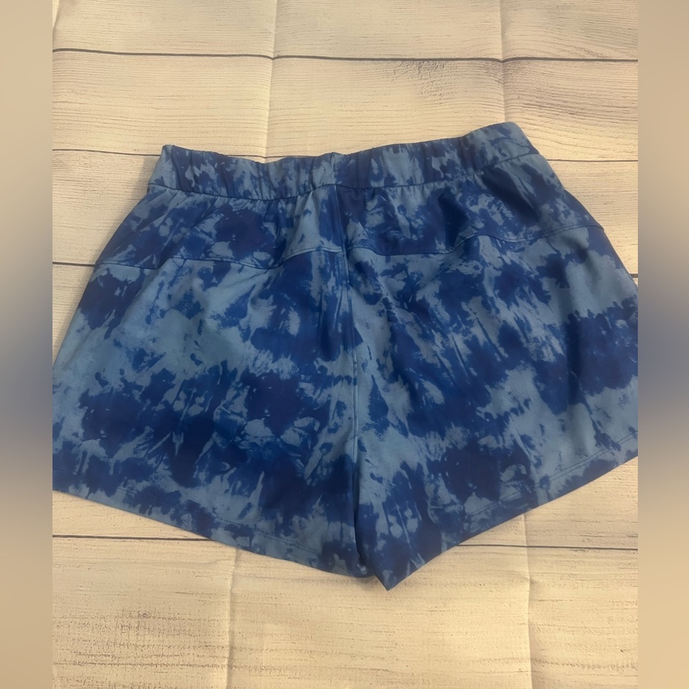 PIQIDIG Athletic Shorts Medium
